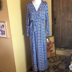 ECI New York Size 10 Floral Maxi Wrap Modern Cottage Core V-Neck Sexy $129 NEW